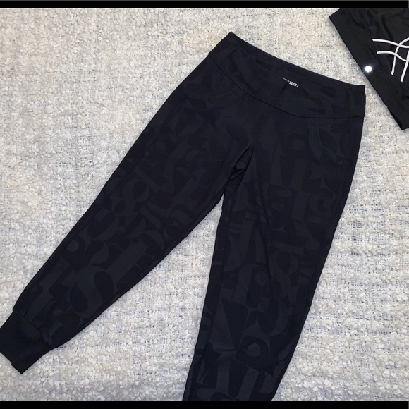 Joggers - Picture 3 of 5